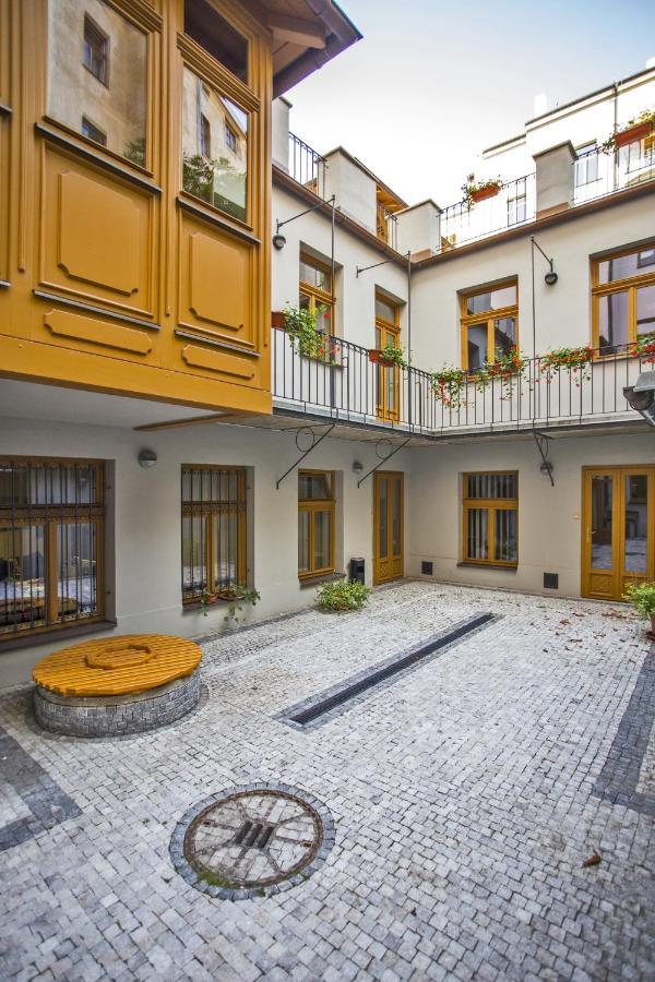 Rezidence Dlouha 17 Praga Exterior foto